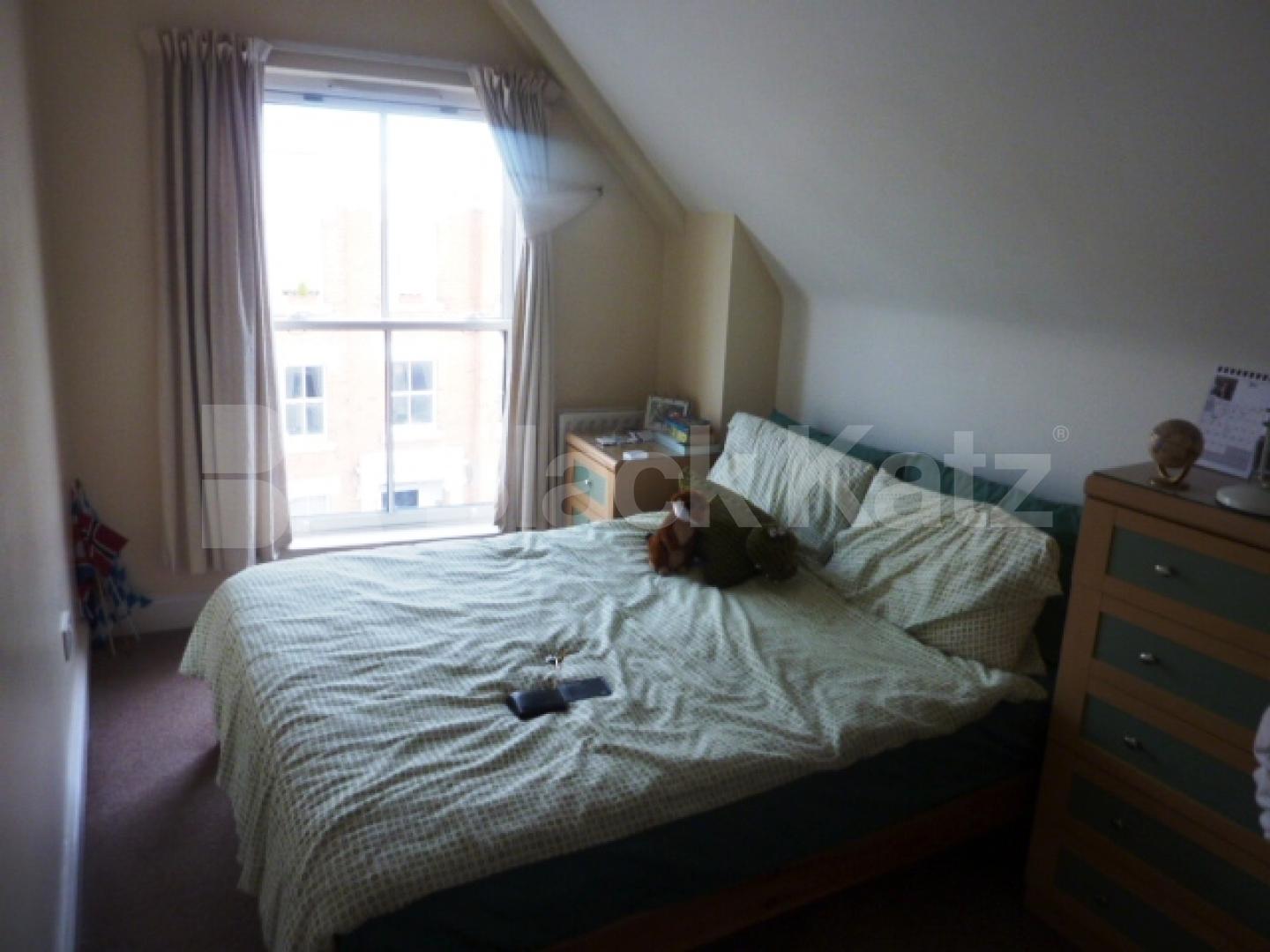 			NEW INSTRUCTION, 2 Bedroom, 1 bath, 1 reception Flat			 Hargrave Road, ARCHWAY